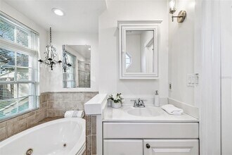 2908 W San Isidro St in Tampa, FL - Building Photo - Building Photo