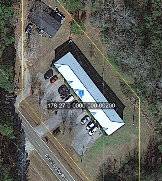 9560 Gum Log Rd in Bailey, MS - Building Photo