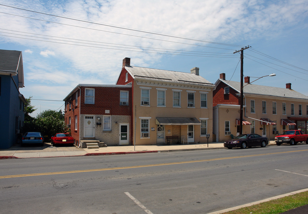 10-12 S Conococheague St in Williamsport, MD - Foto de edificio