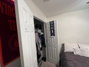 1711 Aden Lane in Blacksburg, VA - Foto de edificio - Building Photo