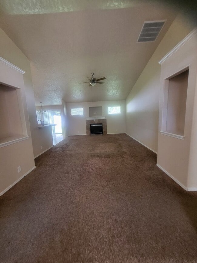 875 N Shadowridge Ave in Eagle, ID - Building Photo - Building Photo