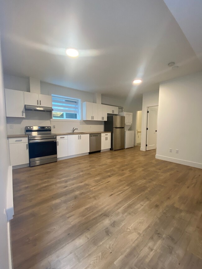 5248 Goldspring Pl in Chilliwack, BC - Building Photo - Building Photo