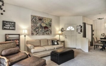 2960 Champion Way in Tustin, CA - Building Photo - Building Photo