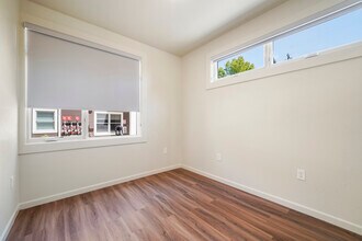 Vero Hills Apartments in Berkeley, CA - Foto de edificio - Building Photo