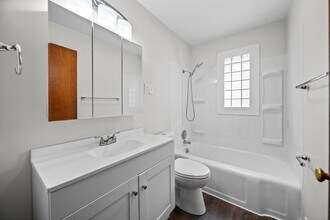 2259 E 38th St in Erie, PA - Building Photo - Building Photo