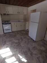 50 Cross Rd, Unit 6 in Middletown, NY - Foto de edificio - Building Photo