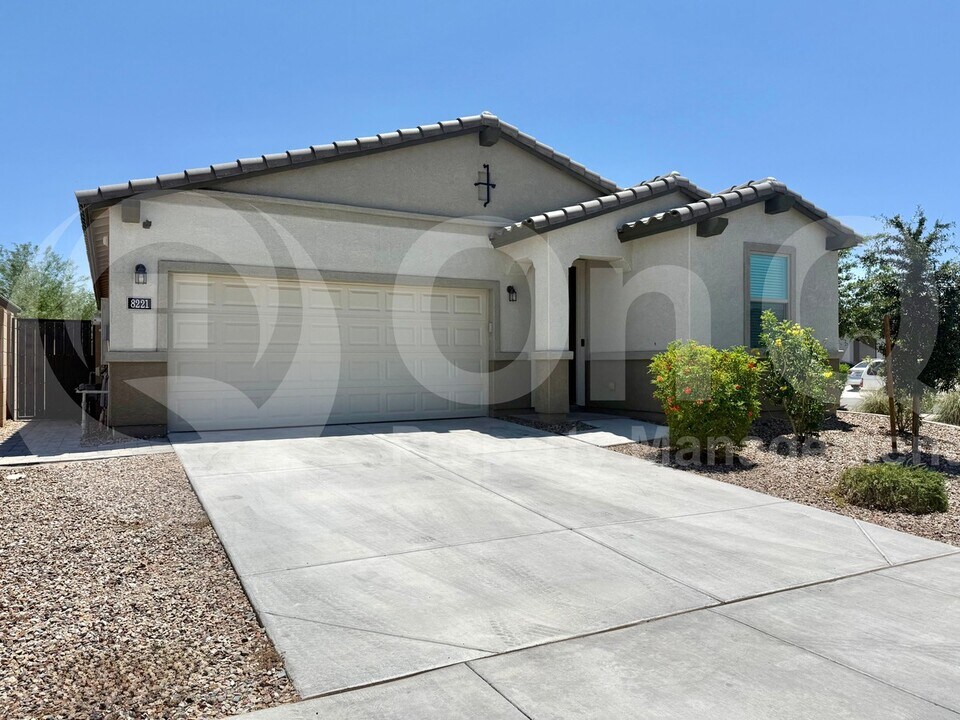 8221 E Jerome Ave in Mesa, AZ - Building Photo
