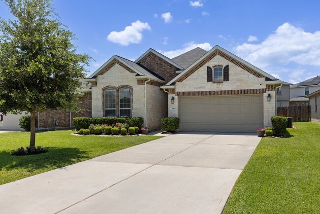 property at 423 Terra Vis Cir