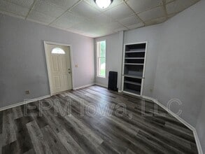 223 Allen St in Waterloo, IA - Building Photo - Building Photo