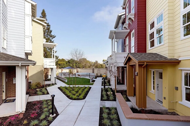 1911 Stella St in Mountain View, CA - Building Photo - Building Photo