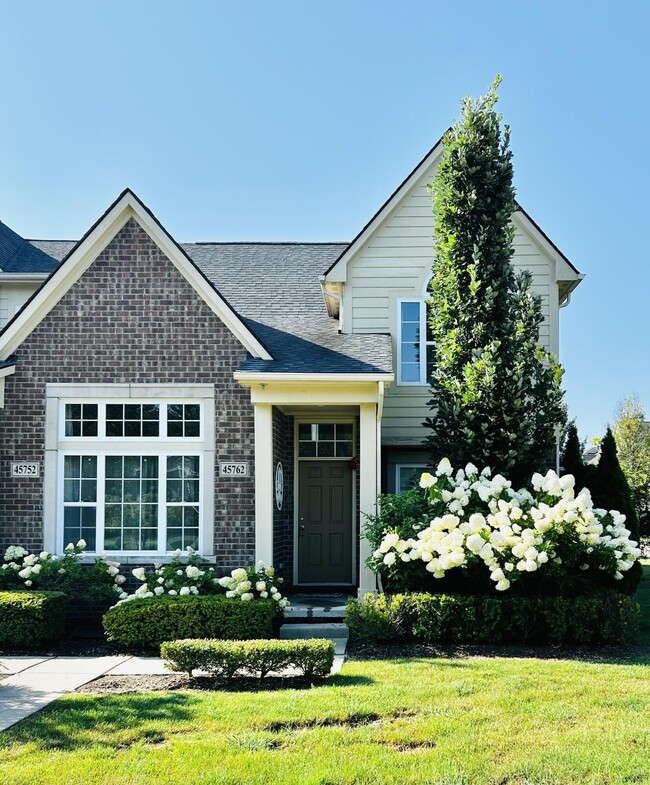 property at 45762 S Stonewood Rd