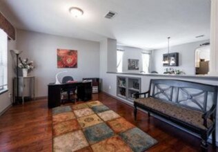 4405 Woodstock Dr in Georgetown, TX - Building Photo - Building Photo