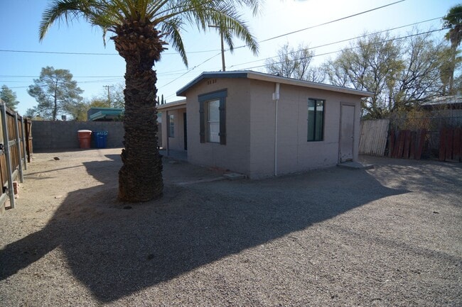 2910 E 28th St in Tucson, AZ - Building Photo - Building Photo