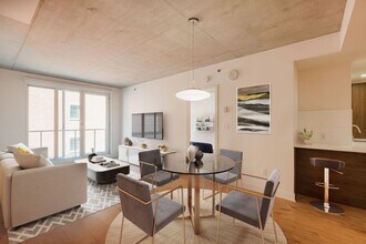 Square William in Montréal, QC - Building Photo - Building Photo