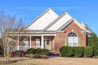 111 River Knoll Dr in Clayton, NC - Building Photo - Building Photo