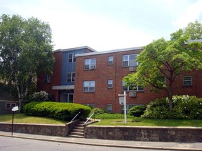 Westridge Apartments in Torrington, CT - Building Photo - Building Photo