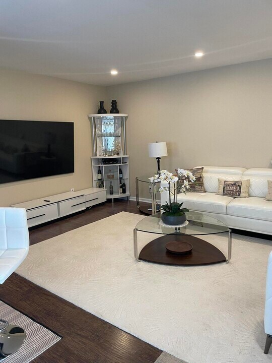 801 Burgundy Q in Delray Beach, FL - Building Photo