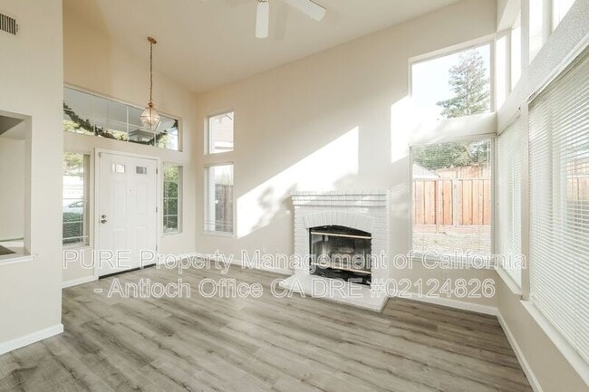 4549 Elk Ct in Antioch, CA - Building Photo - Building Photo