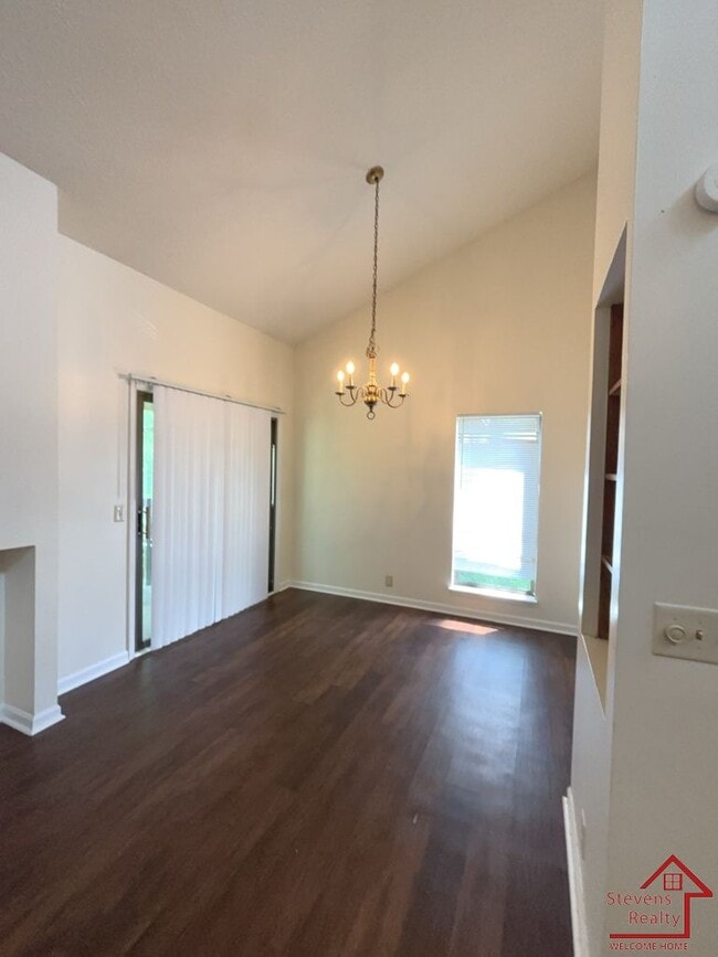 419 Oriole Dr in McMinnville, TN - Building Photo - Building Photo