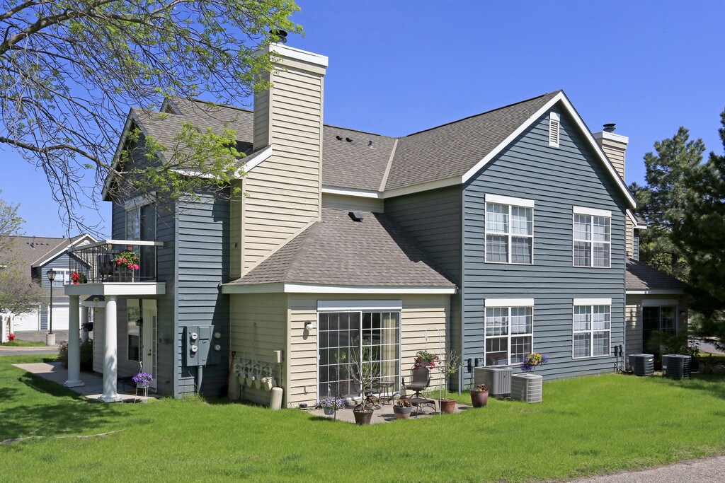 Devonshire Apartments Bloomington, MN Apartments