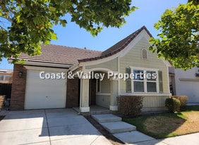 314 Wilson Cir in Greenfield, CA - Building Photo