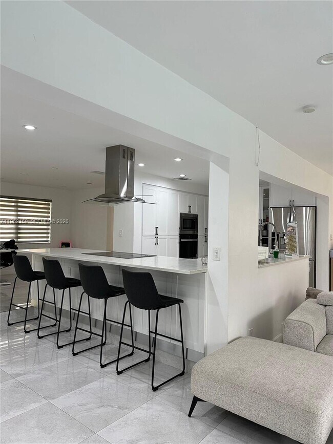 10153 SW 51st St in Cooper City, FL - Building Photo - Building Photo