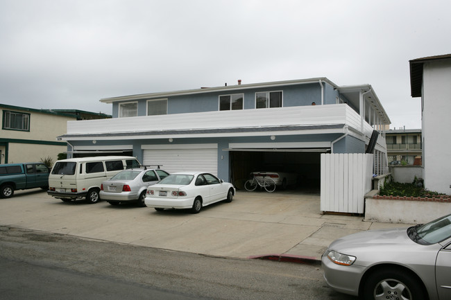 109 Vista Del Mar in Redondo Beach, CA - Building Photo - Building Photo