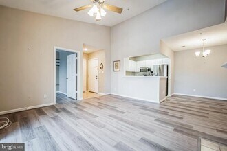 20281 Beechwood Terrace-Unit -302 in Ashburn, VA - Building Photo - Building Photo