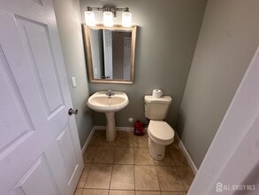 10 Edwin St in Carteret, NJ - Building Photo - Building Photo