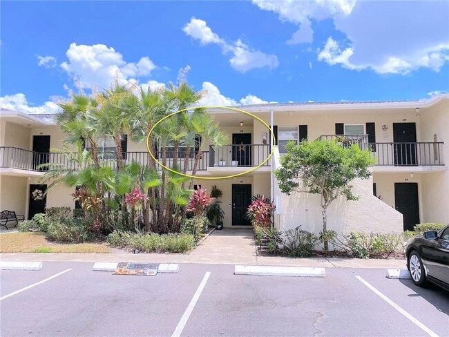 property at 7041 W Country Club Dr N