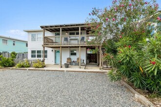 729 N Fletcher Ave in Fernandina Beach, FL - Building Photo - Building Photo