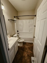 121 W Pike St, Unit 121 Apartment B in Canonsburg, PA - Building Photo - Building Photo