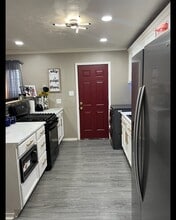 37 Shirley St in Pine Bluff, AR - Building Photo - Building Photo
