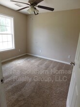 104 Short St in Athens, TN - Building Photo - Building Photo