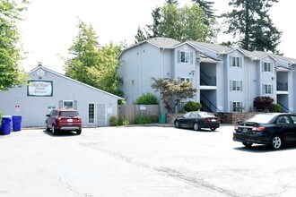 Red Rose Manor in Portland, OR - Building Photo - Building Photo