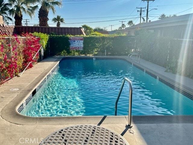 37111 Cathedral Canyon Dr, Unit A in Cathedral City, CA - Foto de edificio - Building Photo