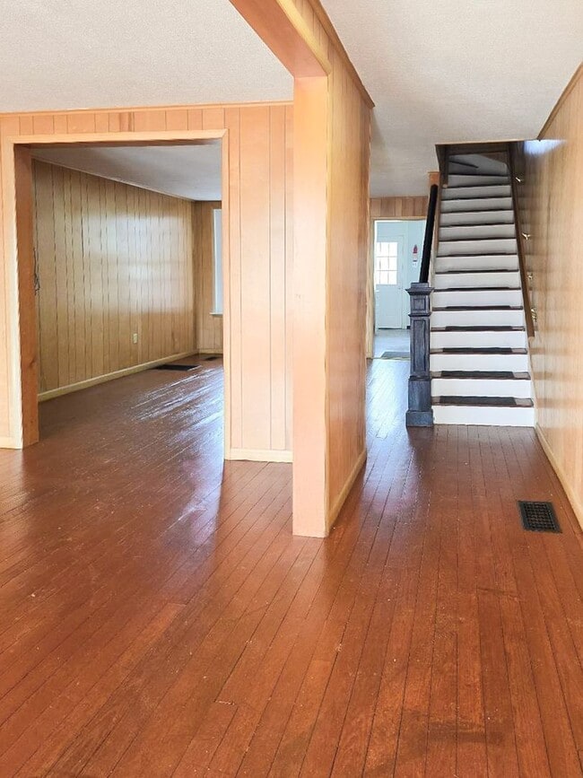 property at 27 Chestnut St