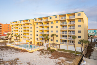 Driftwood Towers in Gulf Shores, AL - Building Photo - Building Photo