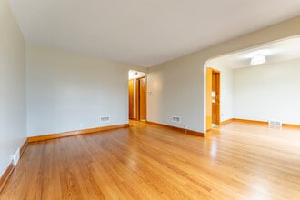 2513 18th Ave in Broadview, IL - Building Photo - Building Photo