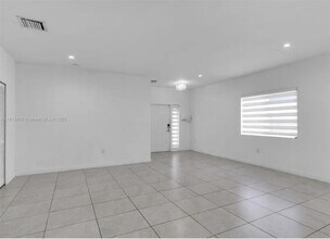 23061 SW 124th Ct, Unit 6111 in Miami, FL - Building Photo - Building Photo