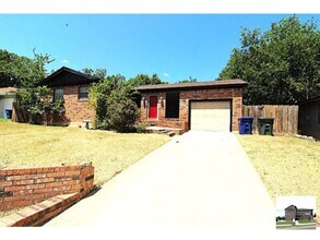 610 N 11th St in Copperas Cove, TX - Foto de edificio - Building Photo