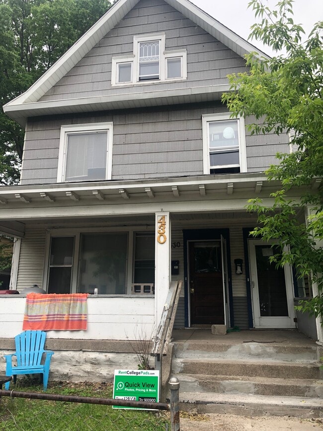 property at 430 8th St SE