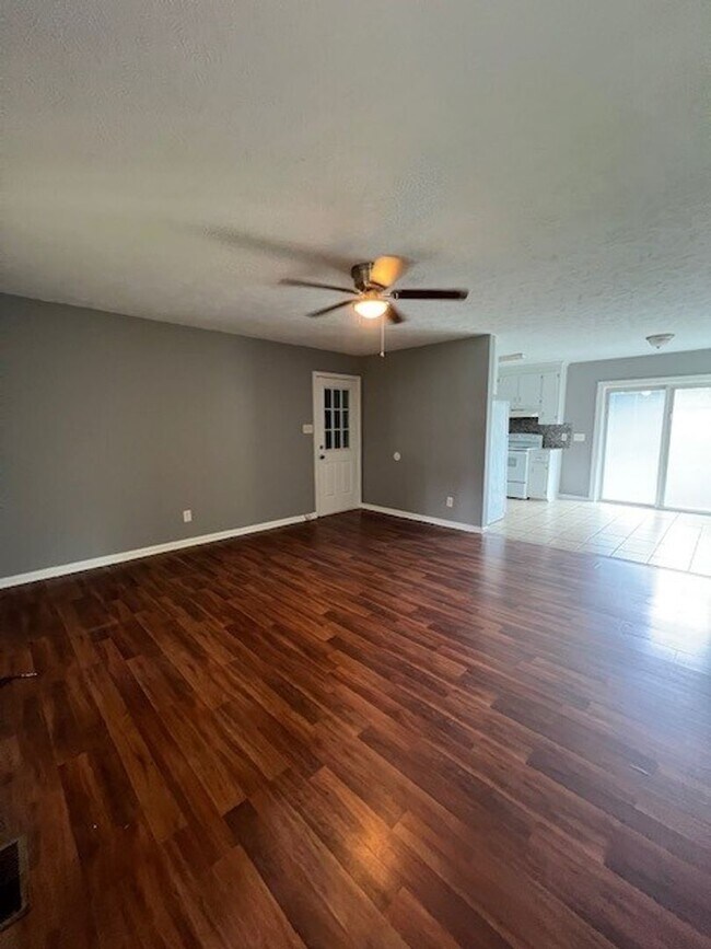 6321 Belle-Terre Ct in Fayetteville, NC - Building Photo - Building Photo