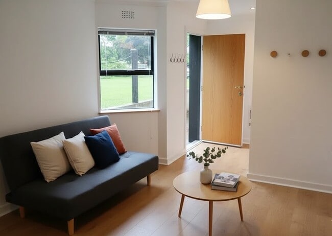 property at 614 14th Av E