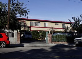 6525 Fulton Ave in Van Nuys, CA - Building Photo