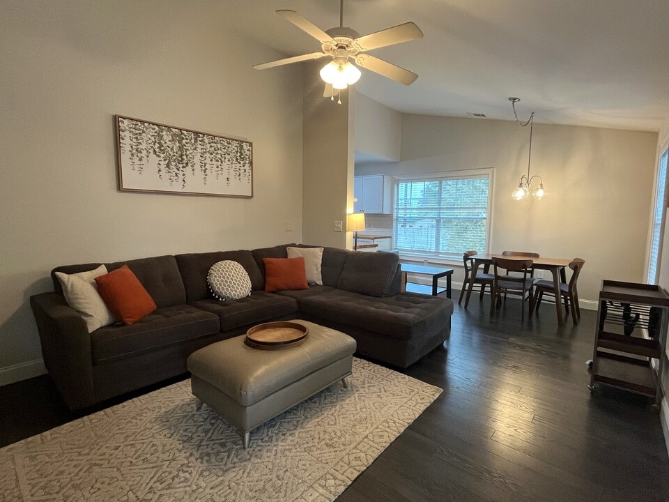 16 Old S Ct in Bluffton, SC - Building Photo