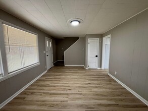 1917 Eagle Ct in Westland, MI - Building Photo - Building Photo