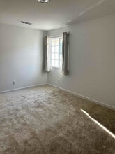 2769 Lake Mendoza St in Rialto, CA - Building Photo - Building Photo