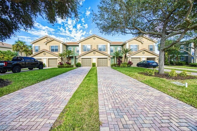 3111 Cottonwood Bend in Ft. Myers, FL - Building Photo - Building Photo