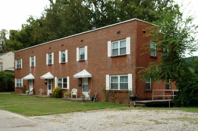 301 30th St in Charleston, WV - Foto de edificio - Building Photo